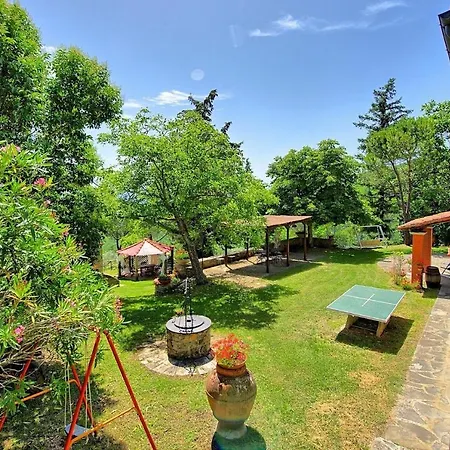 Luciano By Posarellivillas Chiassa Superiore
